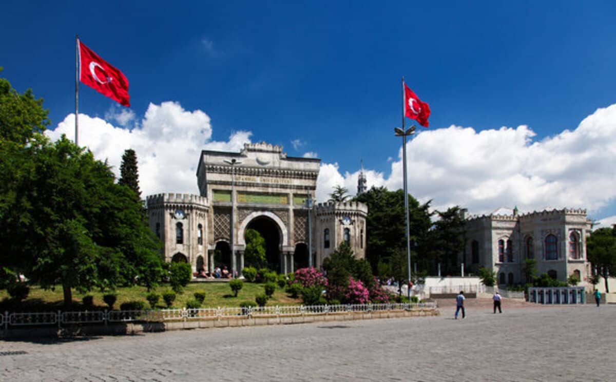 بهترین دانشگاه برای تحصیل کارشناسی ارشد در ترکیه