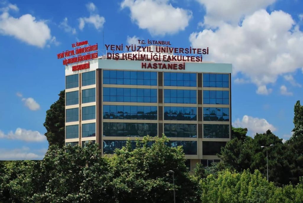دانشگاه ینی یوزیل (Yeni Yüzyıl University)