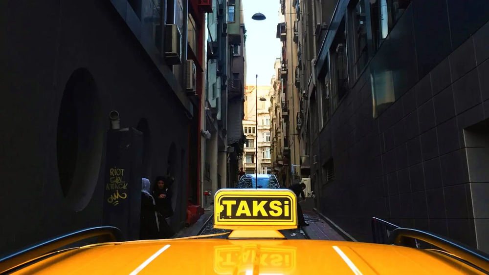 چگونه یک تاکسی رسمی استانبول را بشناسید؟
