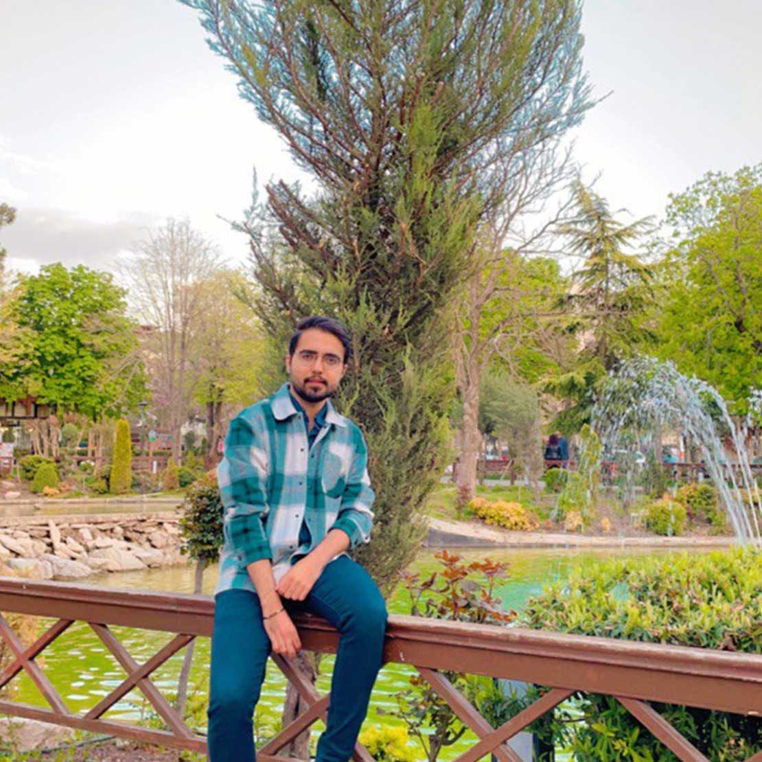 مبین یکانی